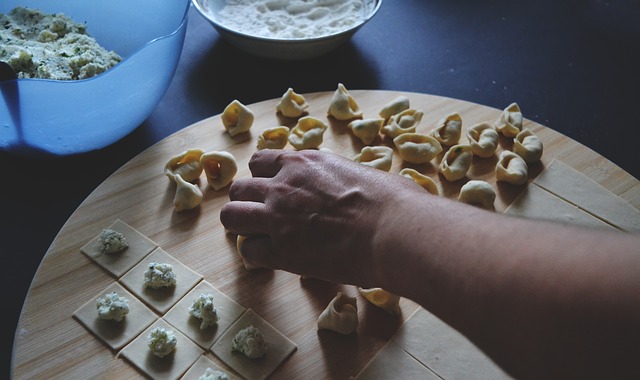 Capelletti con salsa rosa